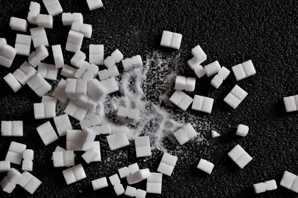Οι υψηλές δόσεις του γλυκαντικού σουκραλόζη – ενός υποκατάστατου της ζάχαρης χωρίς θερμίδες των οποίο είναι 600 φορές πιο γλυκό από τη σουκρόζη – φάνηκαν να μειώνουν την ανοσολογική απόκριση σε ποντίκια