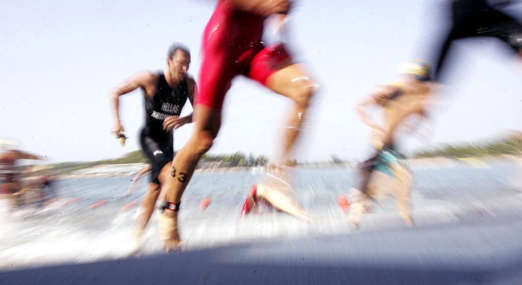 Το τριήμερο 28-30 Ιουνίου (Παρασκευή – Κυριακή), η μαγευτική Ερμούπολη της Σύρου υποδέχεται κορυφαίους τριαθλητές, και όχι μόνο, στη διοργάνωση “SYRATHLON 2019”. Κολύμπι, ποδήλατο και τρέξιμο, με μία ...ανάσα!