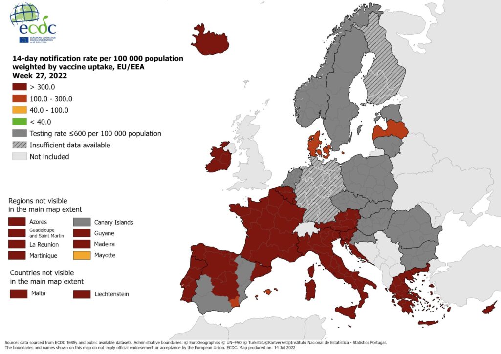 O εβδομαδιαίος χάρτης του ECDC δείχνει την Ευρώπη και την Ελλάδα στο «βαθύ κόκκινο» αναφορικά με τον κορωνοϊό που επελαύνει στη Γηραιά Ήπειρο