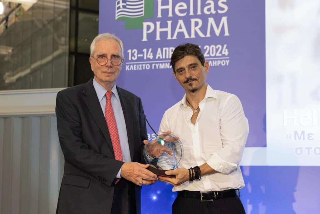 Ο Όμιλος ΒΙΑΝΕΞ, η μεγαλύτερη φαρμακευτική εταιρεία στην Ελλάδα, έλαβε μια ιδιαίτερη τιμητική διάκριση στο ετήσιο φαρμακευτικό συνέδριο Hellas Pharm 2024, με αφορμή τη συμπλήρωση 100 χρονών παρουσίας και συνολικής προσφοράς του, τόσο στη φαρμακευτική αγορά, όσο και ευρύτερα στην ελληνική κοινωνία.