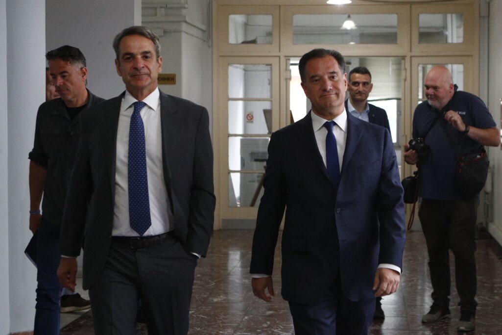 Στο υπουργείο Υγείας βρέθηκε λίγο μετά τις 10 το πρωί της Τετάρτης, ο πρωθυπουργός Κυριάκος Μητσοτάκης στο πλαίσιο των επισκέψεών του σε υπουργεία μετά τον ανασχηματισμό.