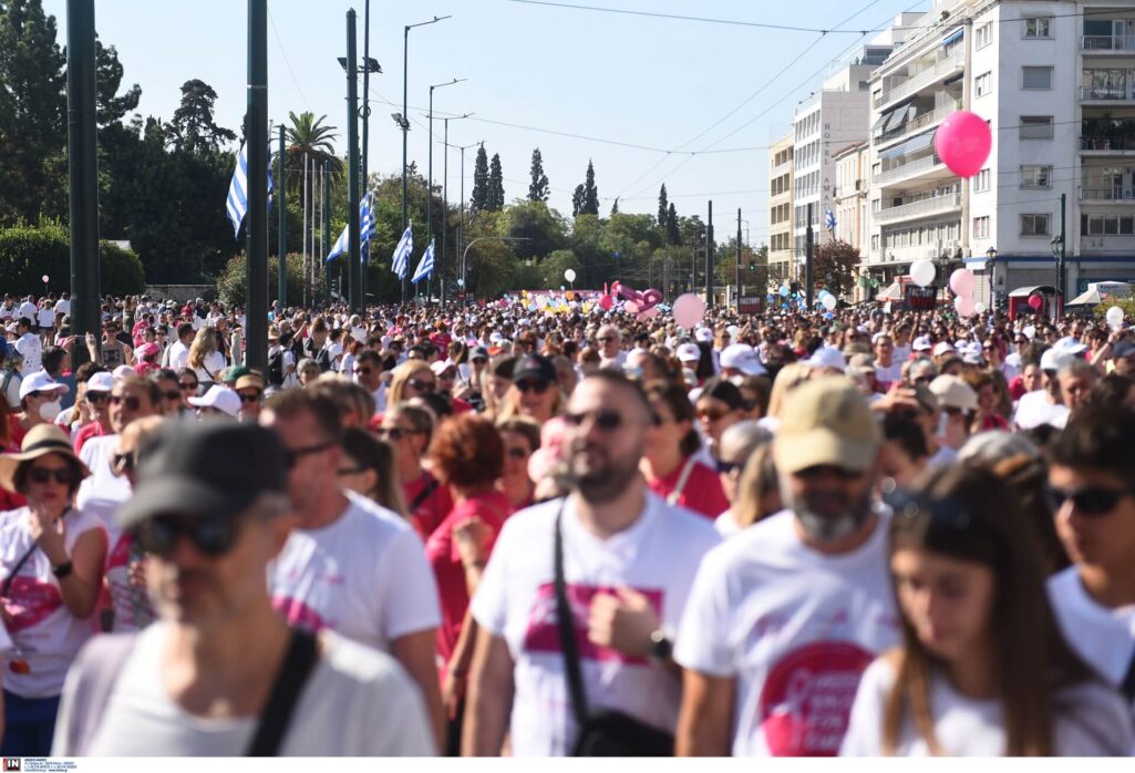 Το 16ο Greece Race for the Cure®, ο αγώνας-θεσμός ενάντια στον καρκίνο του μαστού, πραγματοποιήθηκε την Κυριακή 29 Σεπτεμβρίου, σημειώνοντας για ακόμα μια χρονιά τεράστια επιτυχία και νέο ρεκόρ συμμετοχών.